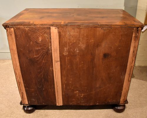 17TH CENTURY WALNUT CHEST OF DRAWERS - ADDITIONAL PHOTO 9