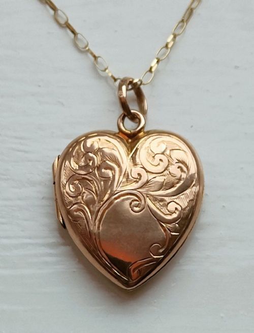 pretty heart locket in 9ct rose gold 1916 - CATEGORY: ANTIQUE JEWELLERY - DATED 1920