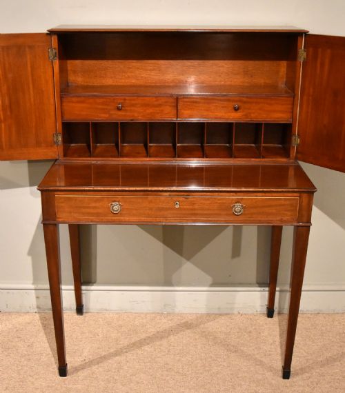 FINE GEORGE III MAHOGANY WRITING DESK CABINET - ADDITIONAL PHOTO 1