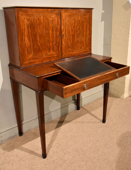 FINE GEORGE III MAHOGANY WRITING DESK CABINET - ADDITIONAL PHOTO 6