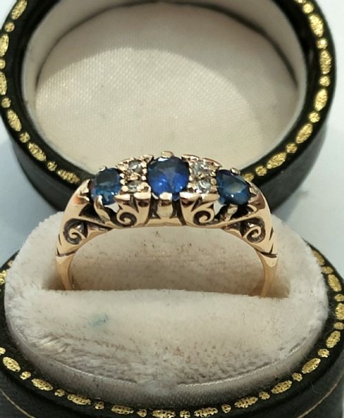 EDWARDIAN 18CT GOLD SAPPHIRE AND DIAMOND RING 1903 - ADDITIONAL PHOTO 2