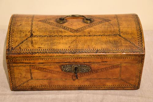 regency leather stationary document box - CATEGORY: ANTIQUE BOXES - DATED 19TH CENTURY