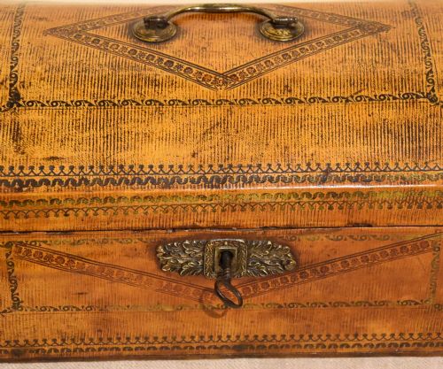 REGENCY LEATHER STATIONARY DOCUMENT BOX - ADDITIONAL PHOTO 5