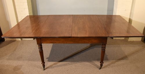 mahogany regency period extending dining table - CATEGORY: ANTIQUE TABLES - DATED REGENCY