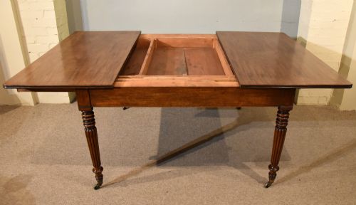 MAHOGANY REGENCY PERIOD EXTENDING DINING TABLE - ADDITIONAL PHOTO 6