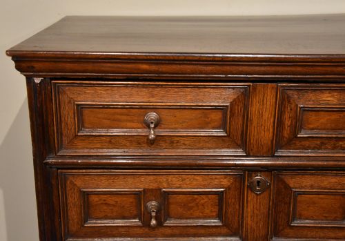 OAK LATE 17TH CENTURY CHEST OF DRAWERS - ADDITIONAL PHOTO 4