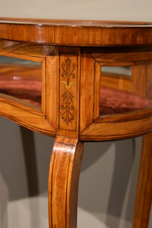 19TH CENTURY SATINWOOD KIDNEY SHAPED BIJOUTERIE TABLE - ADDITIONAL PHOTO 7
