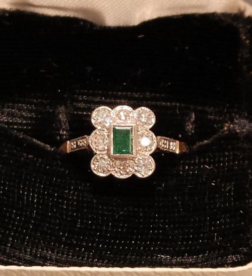 ART DECO 18CT GOLD PLATINUM EMERALD DIAMOND CLUSTER RING - ADDITIONAL PHOTO 11