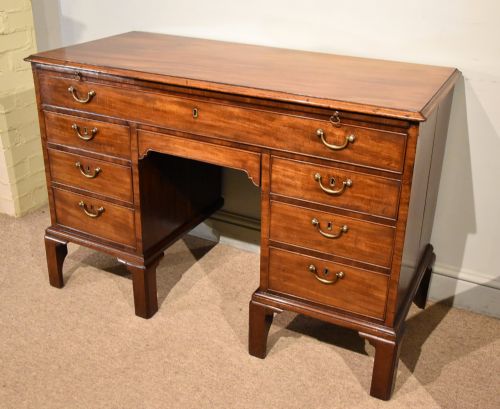 RARE GEORGE III MAHOGANY DESK BRUSHING SLIDE - ADDITIONAL PHOTO 1
