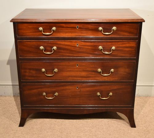 SMALL GEORGE III HEPPLEWHITE DESIGN CHEST OF DRAWERS - ADDITIONAL PHOTO 1