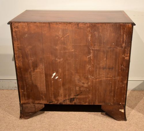 SMALL GEORGE III HEPPLEWHITE DESIGN CHEST OF DRAWERS - ADDITIONAL PHOTO 8