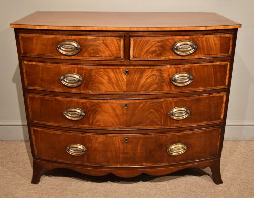 SHERATON GEORGE III MAHOGANY BOW FRONTED CHEST OF DRAWERS - ADDITIONAL PHOTO 1