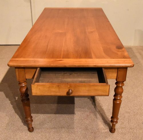 19TH CENTURY FRENCH CHERRY WOOD FARMHOUSE TABLE - ADDITIONAL PHOTO 2