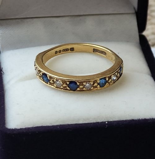 VINTAGE 50S 18CT GOLD SAPPHIRE DIAMOND HALF ETERNITY RING SIZE N - ADDITIONAL PHOTO 4