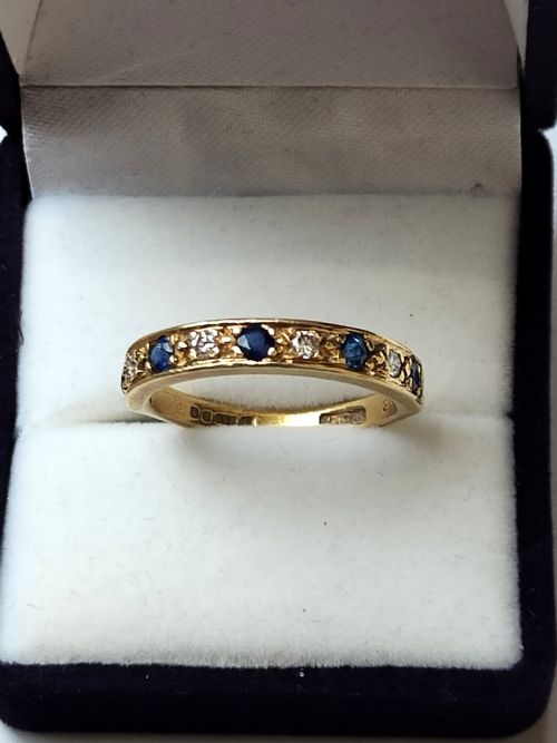 VINTAGE 50S 18CT GOLD SAPPHIRE DIAMOND HALF ETERNITY RING SIZE N - ADDITIONAL PHOTO 9