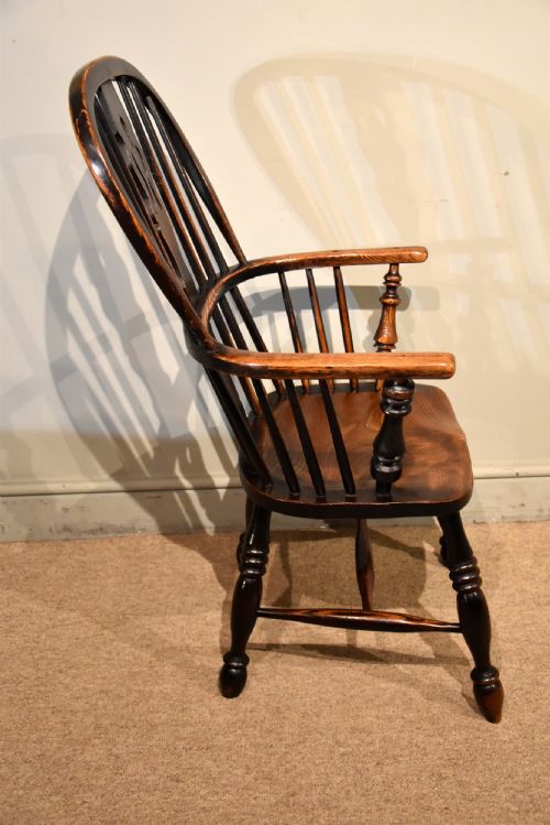 19TH CENTURY ASH AND ELM WINDSOR ARMCHAIR - ADDITIONAL PHOTO 2