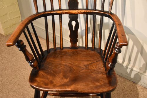 19TH CENTURY ASH AND ELM WINDSOR ARMCHAIR - ADDITIONAL PHOTO 7
