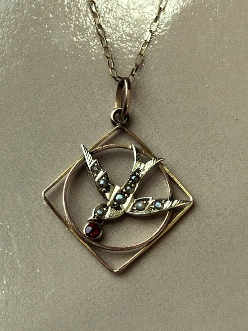 VICTORIAN 9CT GOLD GARNET SWALLOW PENDANT NECKLACE - ADDITIONAL PHOTO 5