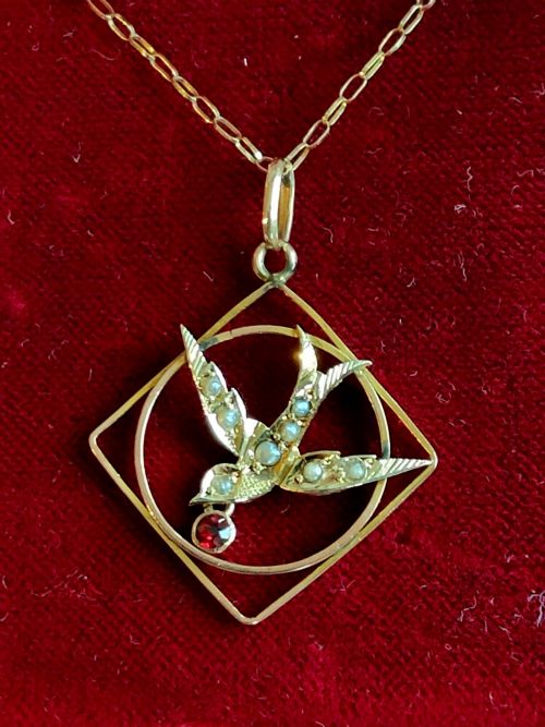 VICTORIAN 9CT GOLD GARNET SWALLOW PENDANT NECKLACE - ADDITIONAL PHOTO 10
