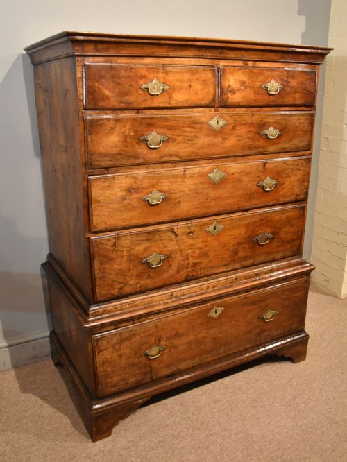 EARLY 18TH CENTURY WALNUT CHEST ON STAND - ADDITIONAL PHOTO 1