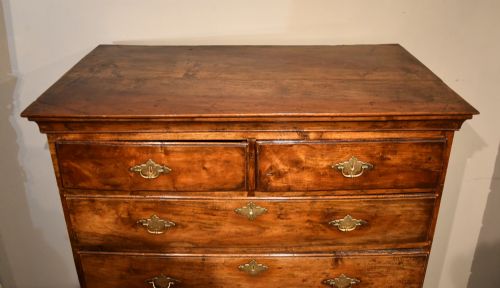 EARLY 18TH CENTURY WALNUT CHEST ON STAND - ADDITIONAL PHOTO 5
