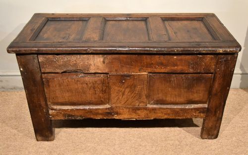 SMALL CHARLES I OAK TWO PANELLED COFFER - ADDITIONAL PHOTO 8