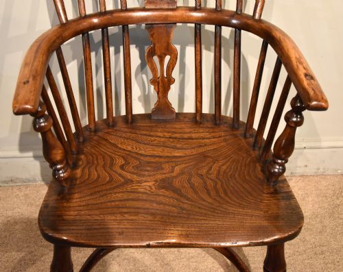 19TH CENTURY YEW WOOD WINDSOR ARMCHAIR - ADDITIONAL PHOTO 3
