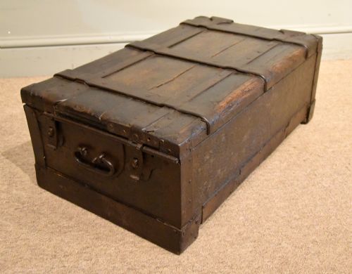 18TH CENTURY CONTINENTAL IRON BOUND STRONG BOX - ADDITIONAL PHOTO 6