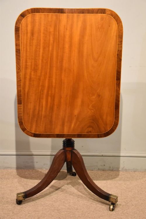 regency mahogany tilttop lamp occasional table - CATEGORY: ANTIQUE TABLES - DATED 19TH CENTURY