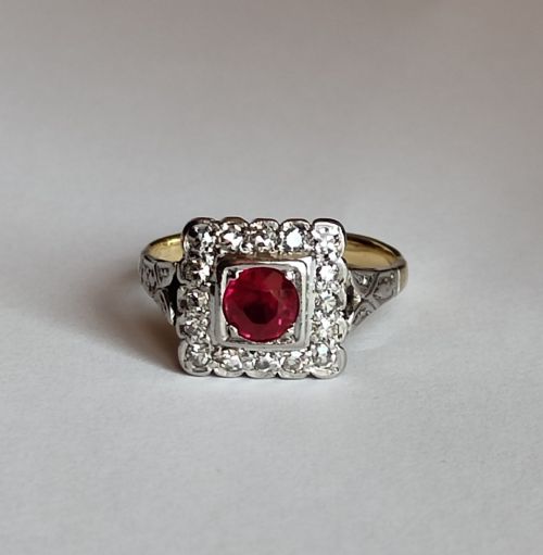 art deco 18ct gold platinum diamond ruby ring size l - CATEGORY: ANTIQUE JEWELLERY - DATED 1920