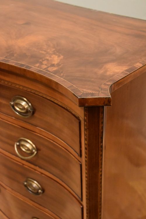 REGENCY MAHOGANY SERPENTINE CHEST OF DRAWERS - ADDITIONAL PHOTO 7