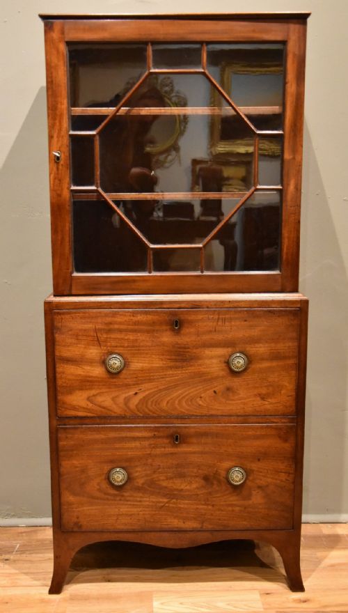 RARE GEORGE III MAHOGANY DWARF CABINET - ADDITIONAL PHOTO 1