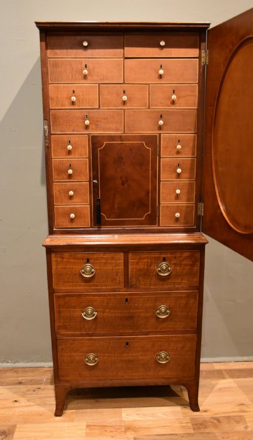 GEORGE III SHERATON PERIOD MAHOGANY COLLECTOR'S CABINET - ADDITIONAL PHOTO 2