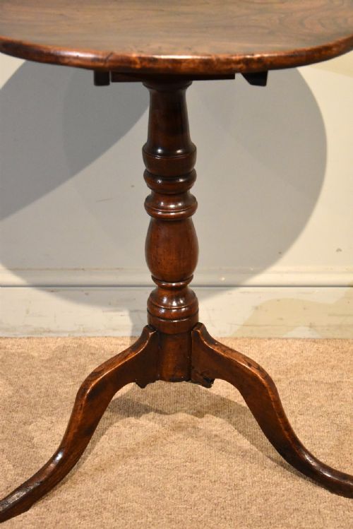GEORGE III ELM TRIPOD WINE LAMP TABLE - ADDITIONAL PHOTO 4