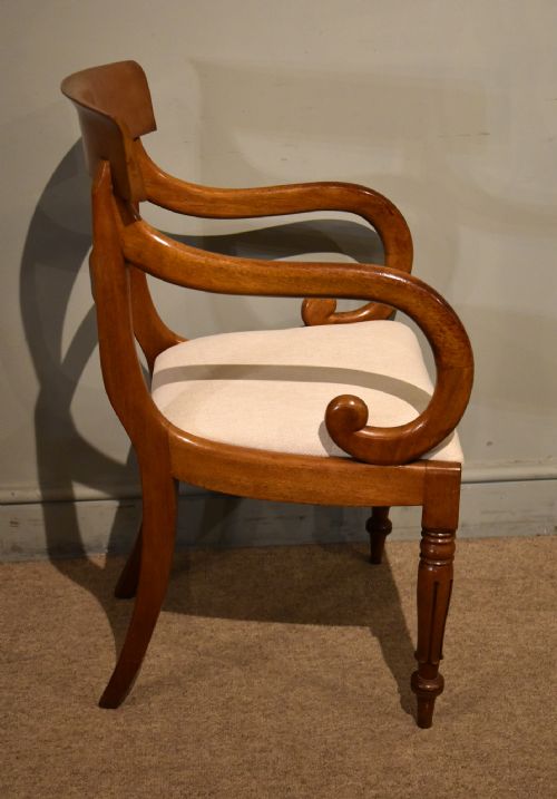SET OF EIGHT WILLIAM IV MAHOGANY DINING CHAIRS - ADDITIONAL PHOTO 7