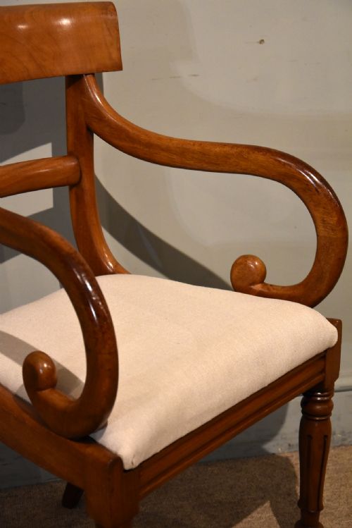 SET OF EIGHT WILLIAM IV MAHOGANY DINING CHAIRS - ADDITIONAL PHOTO 9