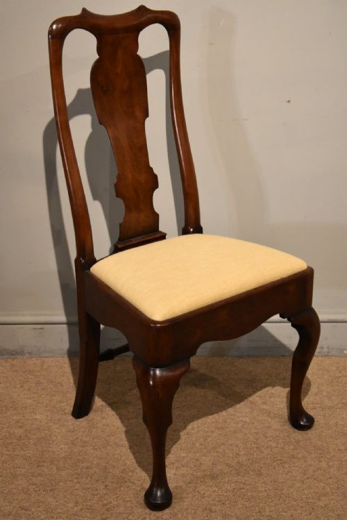 18TH CENTURY WALNUT SPOON BACK SIDE CHAIRS - ADDITIONAL PHOTO 4