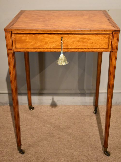18th century satinwood work table - CATEGORY: ANTIQUE TABLES - DATED 18TH CENTURY