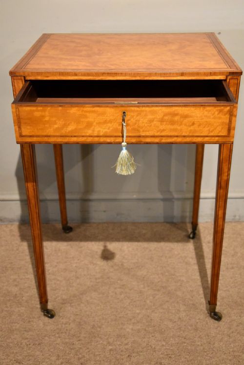 18TH CENTURY SATINWOOD WORK TABLE - ADDITIONAL PHOTO 1
