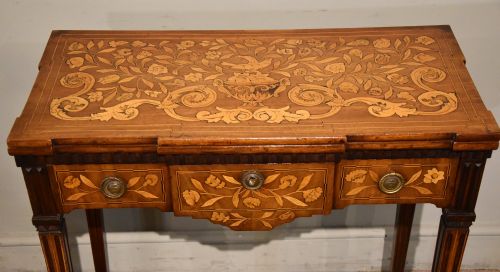 18TH CENTURY DUTCH MARQUETRY TEA TABLE - ADDITIONAL PHOTO 3