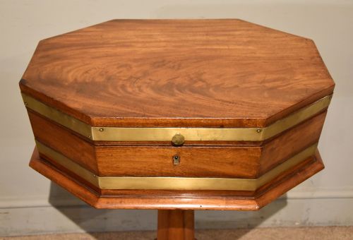 VICTORIAN MAHOGANY BRASS WORK TABLE SEWING BOX - ADDITIONAL PHOTO 3