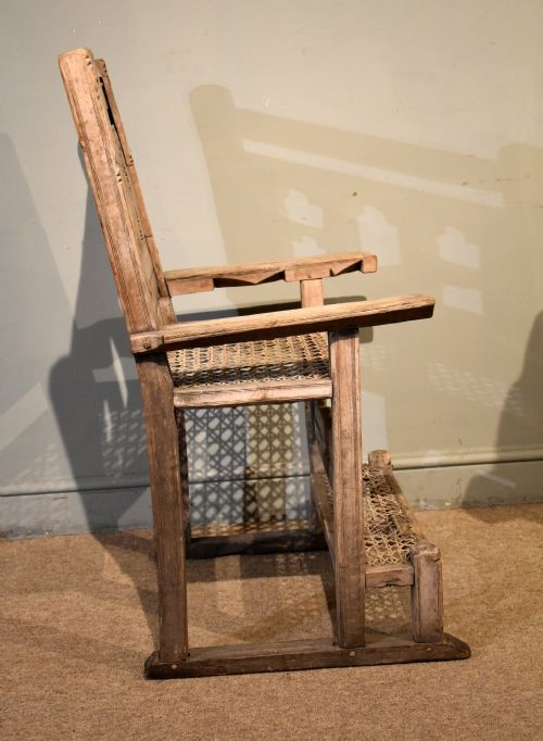 RARE EAST AFRICAN TRIBAL CHAIR - ADDITIONAL PHOTO 3