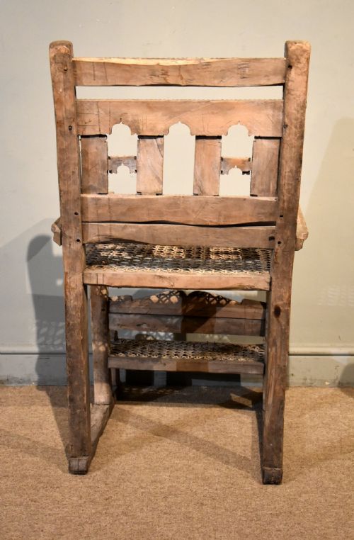 RARE EAST AFRICAN TRIBAL CHAIR - ADDITIONAL PHOTO 4