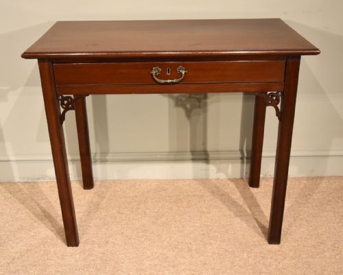 18th century mahogany side table with drawer - CATEGORY: ANTIQUE TABLES - DATED 18TH CENTURY