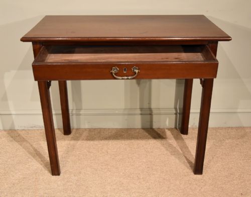 18TH CENTURY MAHOGANY SIDE TABLE WITH DRAWER - ADDITIONAL PHOTO 1