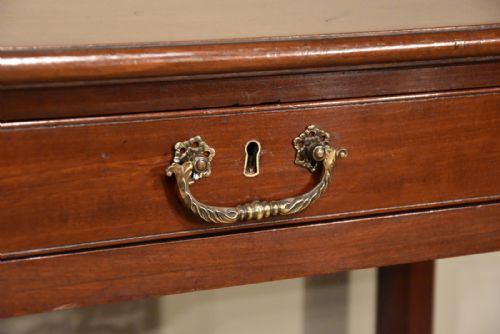 18TH CENTURY MAHOGANY SIDE TABLE WITH DRAWER - ADDITIONAL PHOTO 4