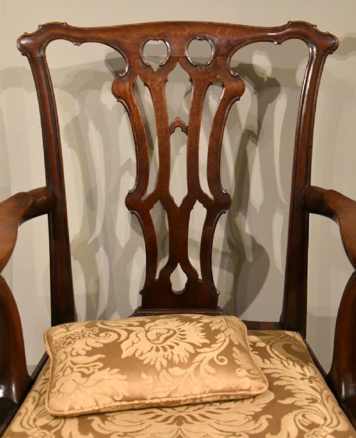 LARGE GEORGE III MAHOGANY ARMCHAIR - ADDITIONAL PHOTO 1