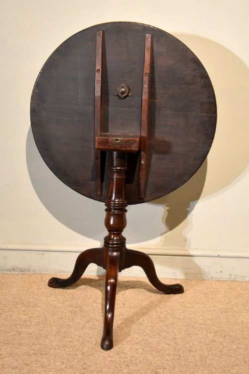 18TH CENTURY OAK FRUITWOOD TRIPOD TABLE - ADDITIONAL PHOTO 2