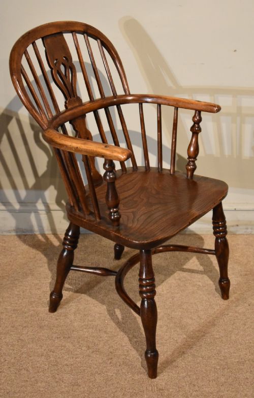 EARLY 19TH CENTURY YEW WOOD WINDSOR ARMCHAIR - ADDITIONAL PHOTO 1