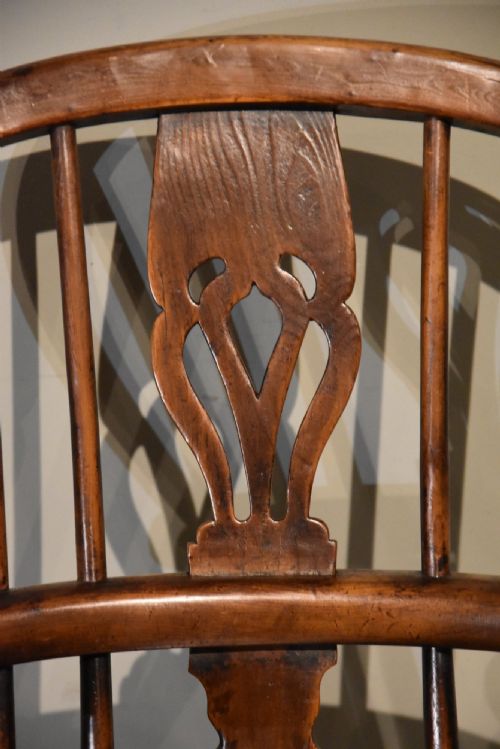 EARLY 19TH CENTURY YEW WOOD WINDSOR ARMCHAIR - ADDITIONAL PHOTO 5